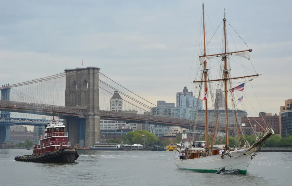 Voyage avec le bateau école de la marine