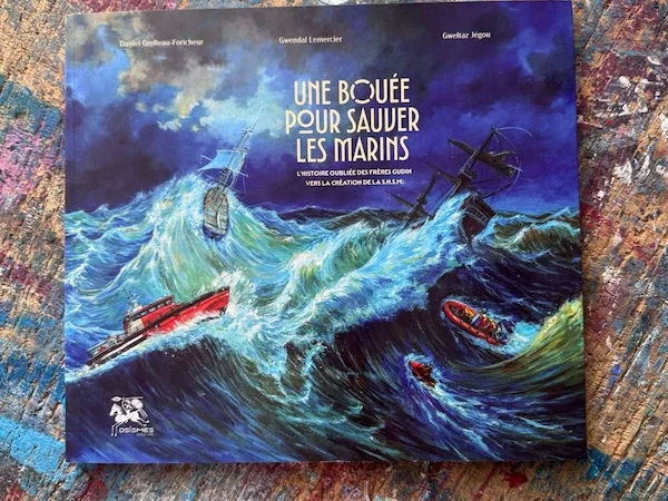 Une bouée pour sauver les marins #1
